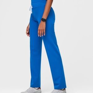 NWT Figs Livingston Basic Scrub Pants, size Medium.